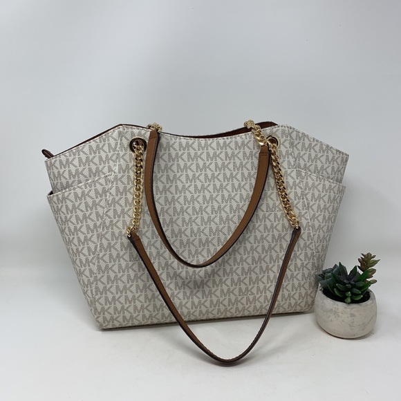 Michael Kors JST Large Chain Shoulder Bag - Picture 5 of 9